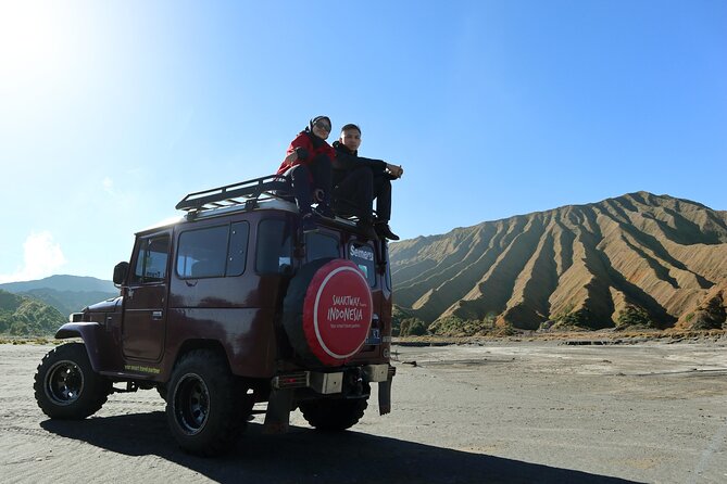 1 Day Amazing Bromo Sunrise tour from Malang Surabaya 7 spots - Gunung Penanjakan and the sunrise crowd