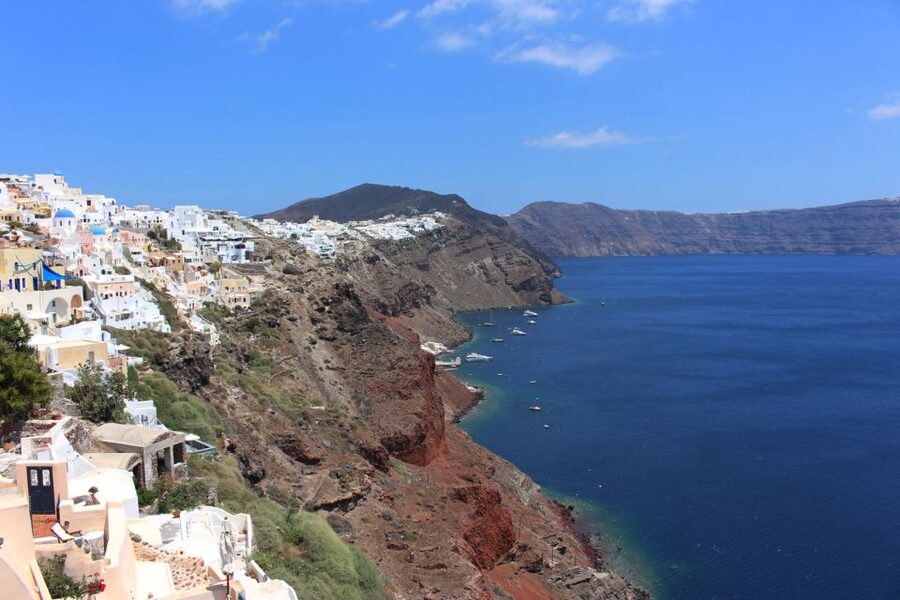 1-Day Boat Trip: Santorini Volcano, Thirassia & Oia Sunset - Time on Thirassia, the quieter island stop
