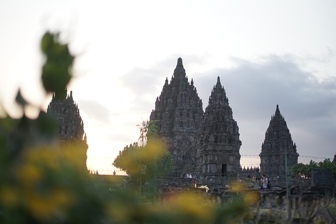 1 Day Yogyakarta tour ( Borobudur temple, Merapi Lava Tour, Prambanan Temple) - Borobudur after the morning air