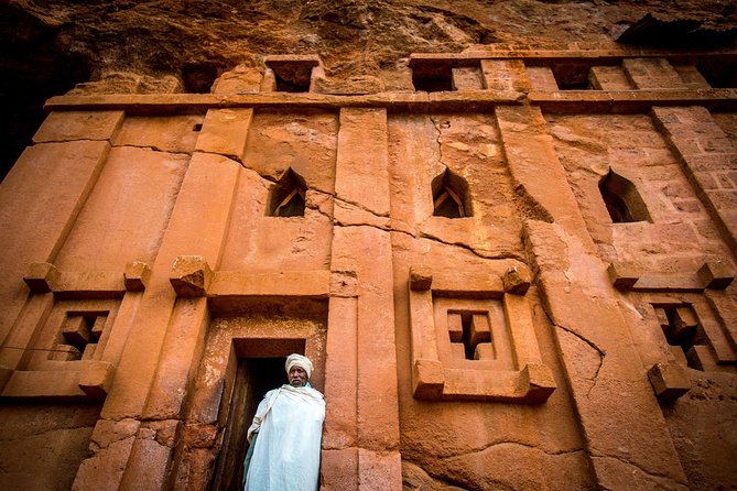 12 Days SIMIEN MOUNTAIN-LALIBELA-DANAKIL-TIGRAY CHURCHES - Tigray’s cliff churches demand a steady step