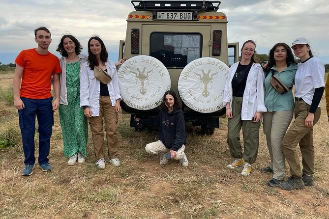3 Days Tanzania Safari: Tarangire, Manyara and Ngorongoro Crater - Food, accommodation, and what the price means