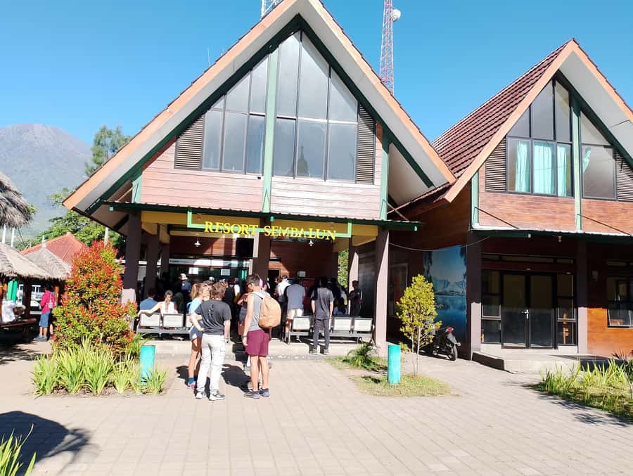 3d/2n trekking mount rinjani summit lake & hot springs - Who should book this trip?