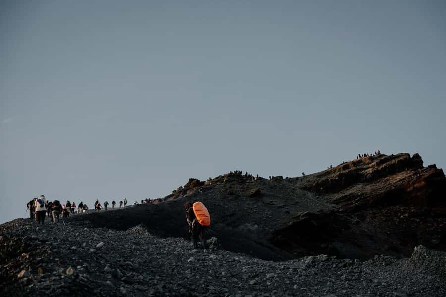 3d/2n trekking mount rinjani summit lake & hot springs - The Senaru Crater Rim camp