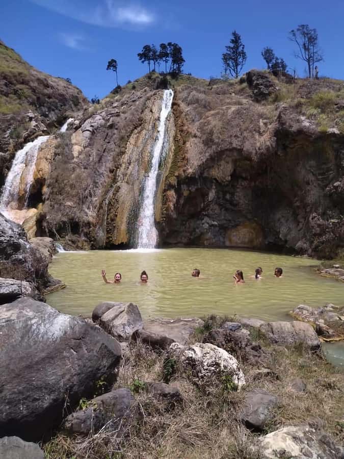 3d/2n trekking mount rinjani summit lake & hot springs - How difficult is this Rinjani trek?