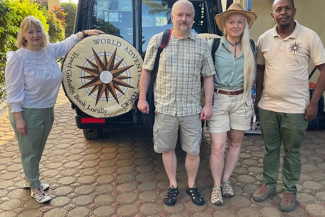 4 Days Lodges Serengeti, Ngorongoro Crater & Visiting Maasai - The guide can shape the whole safari
