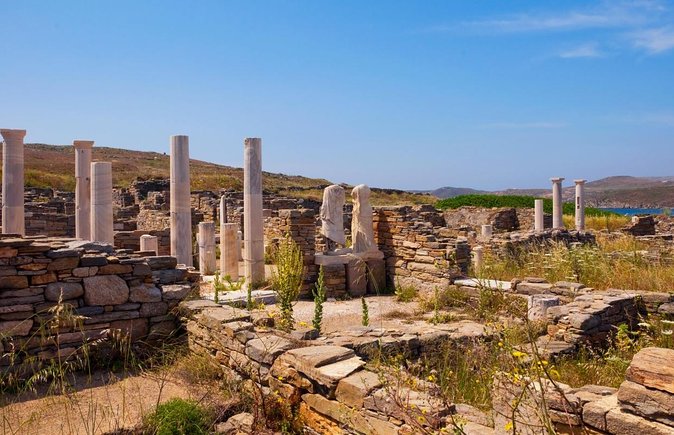 5-Day Tour in Mykonos & Santorini Sun & Sea - Athens to Mykonos, with the early ferry handled