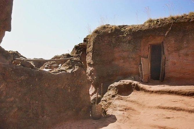 5 DAYS Axum, Lalibela, Tigray churches and Danakil - Dallol, salt miners and Lake Assal
