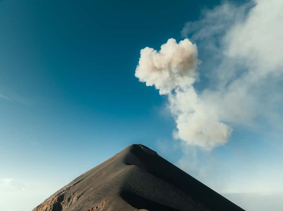 Acatenango Volcano Overnight Hike 2-Day Camping &Fuego Views - Meeting in Antigua and driving to the trailhead