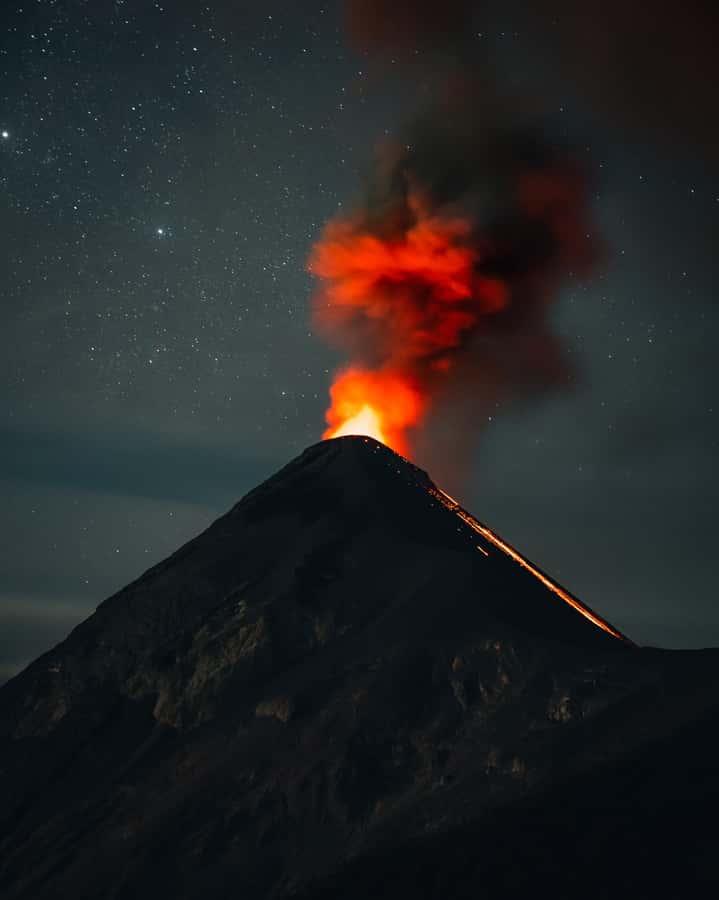 Acatenango Volcano Overnight Hike 2-Day Camping &Fuego Views - Lunch, rest stops, and the value of a local guide