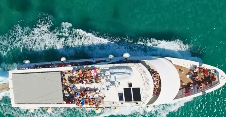 Aeolian Islands Mini Cruise: Vulcano, Lipari & Stromboli - Lipari gives you the most flexible stop