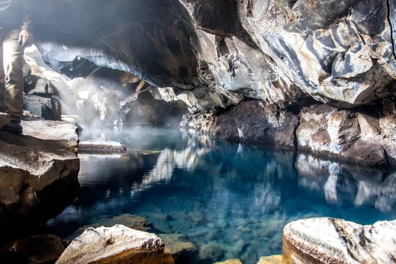 Akureyri Port: Lake Mývatn & Goðafoss Guided Tour with Lunch - Who should book this tour?