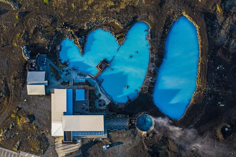 Akureyri Port: Myvatn Nature Baths & Godafoss Waterfall Tour - Skútustaðagígar and the strange side of Lake Mývatn