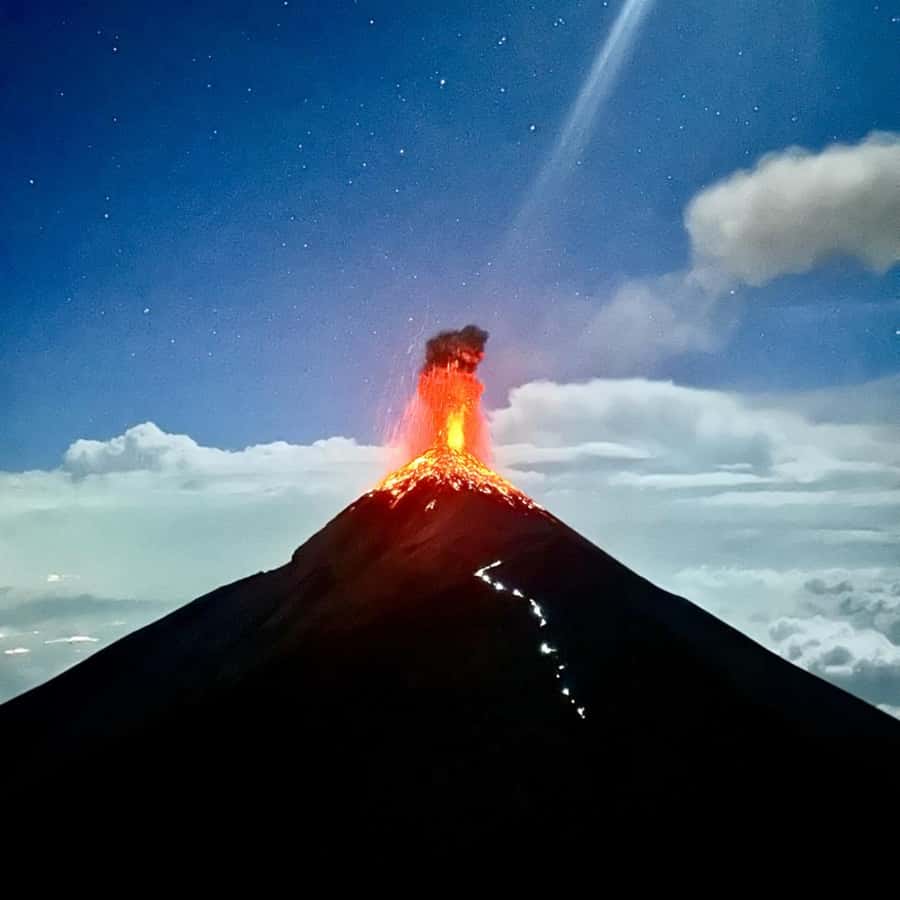 Antigua: 2-Day Acatenango Volcano Hike w/Local Guide & Meals - Warm cabins instead of a basic tent