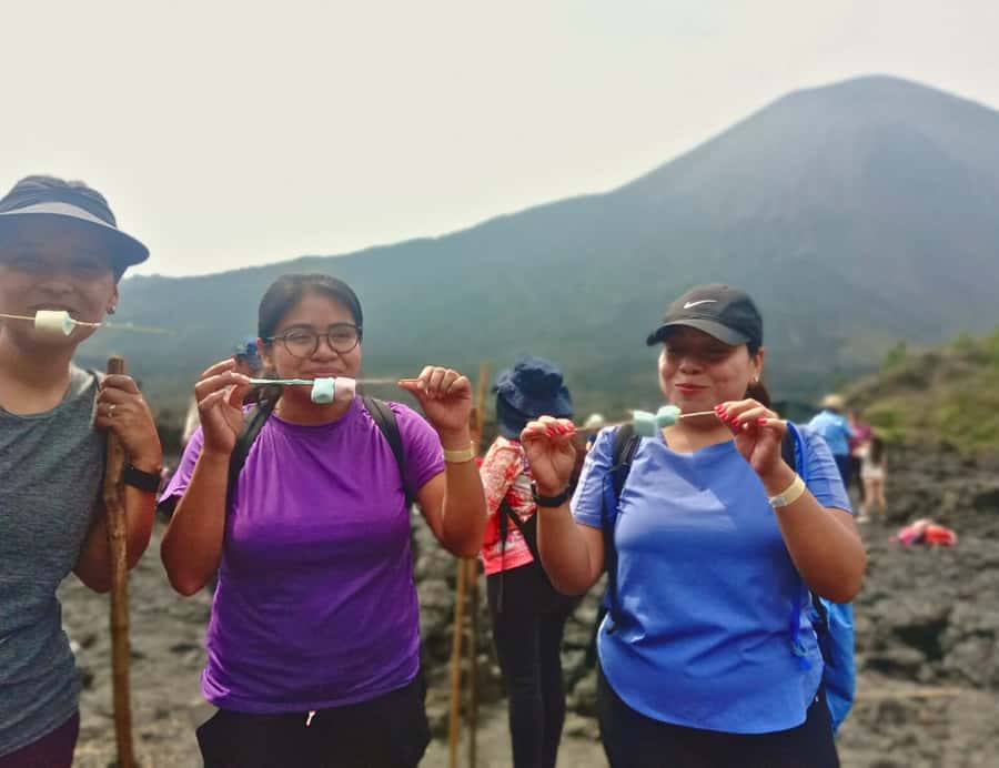 Antigua: Marshmallows Roasting at Pacaya Volcano 6-hour Tour - Pacaya’s volcanic rock and the marshmallow stop