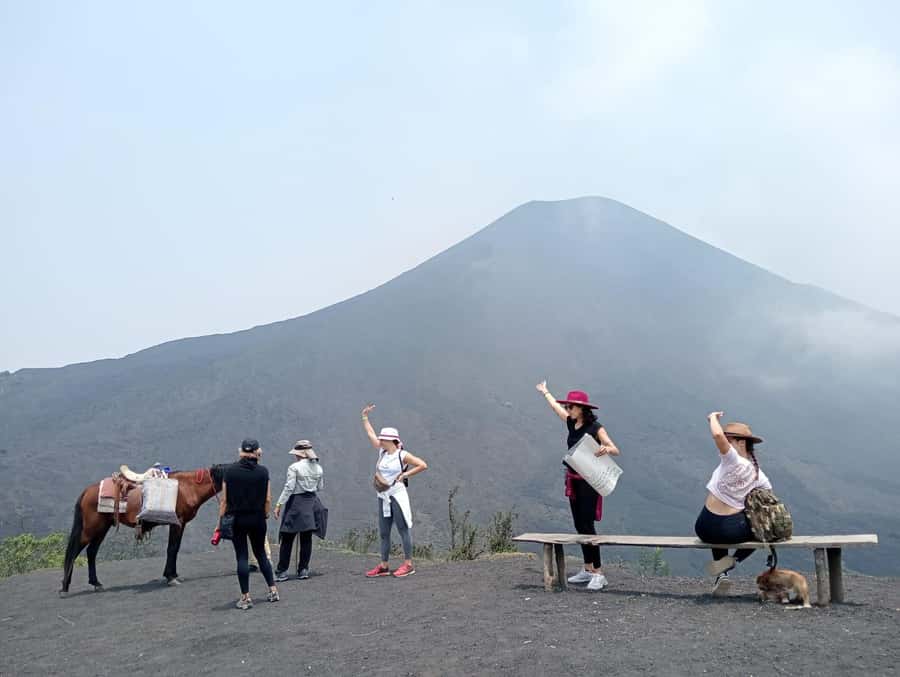 Antigua: Marshmallows Roasting at Pacaya Volcano 6-hour Tour - Who should book this six-hour volcano trip?