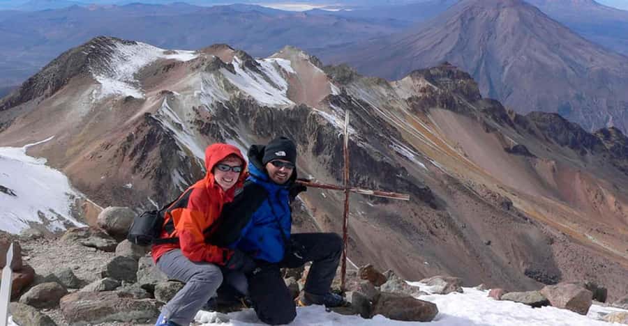 Arequipa | Ascent to Chachani Volcano 2 days / 1 night - The 7:30 a.m. pickup and the road to Pampa Cañahuas