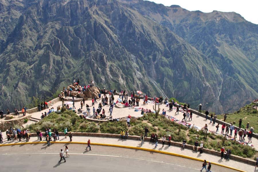Arequipa: Fullday Colca Canyon + Lunch + Transfer to Puno - A 2:30 a.m. start from Arequipa