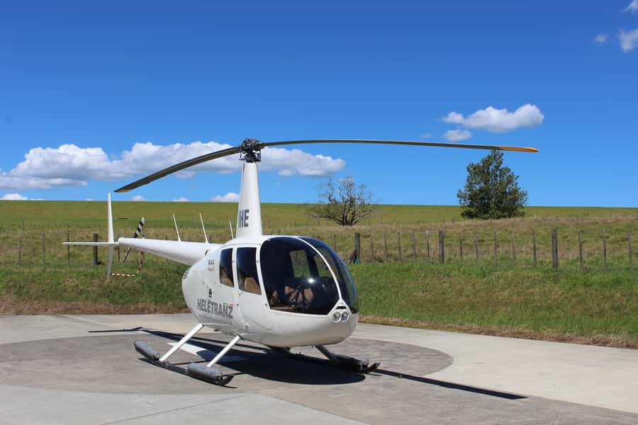 Auckland: 20min Helicopter scenic flight - City & Volcanoes - Why Auckland looks best from a helicopter