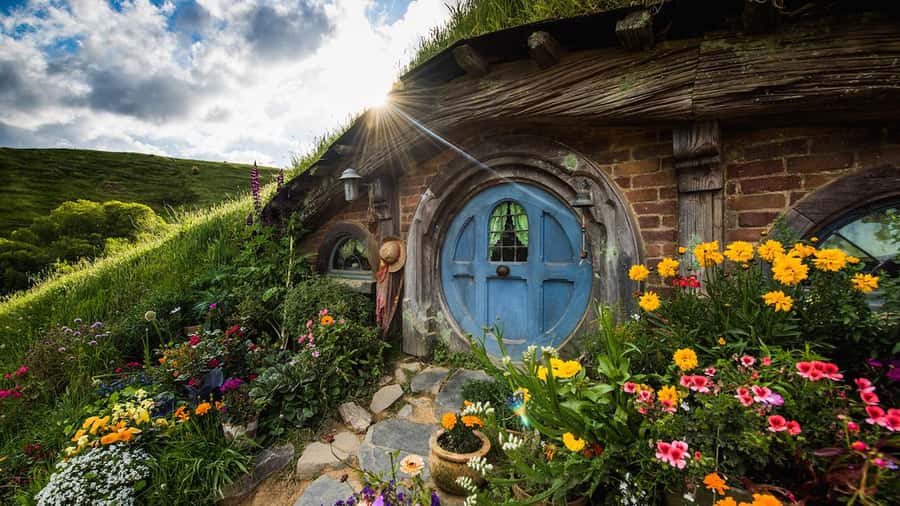 Auckland: Hobbiton, Rotorua and Wai-O-Tapu Day Tour - Why this Auckland day trip works