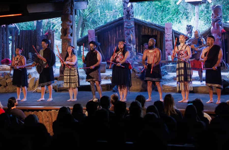 Auckland: Rotorua Tour with Mitai Māori Village & Wai-O-Tapu - Practical details that affect your day