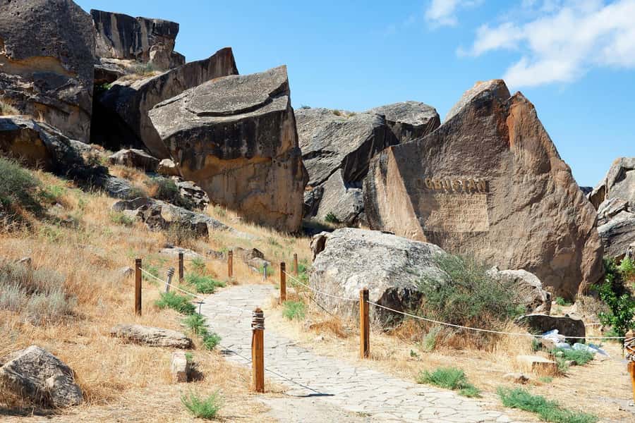 Baku: Gobustan/Absheron guided tour with lunch and tickets - The First Oil Well and Azerbaijan’s oil story