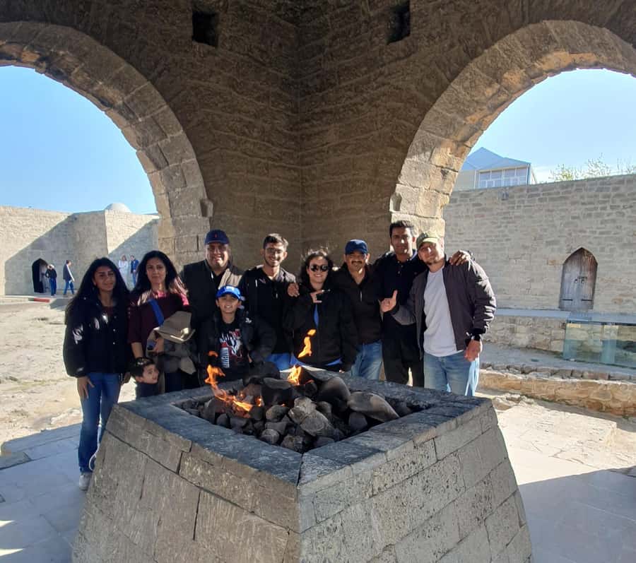 Baku: Gobustan, Mud Volcanoes, Fire Temple, & Yanar Dag Tour - What this Baku day trip is really offering