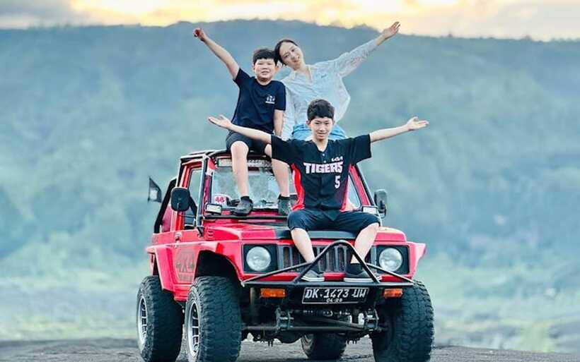 Bali: Day/Sunset Mount Batur 4WD Jeep and Natural Hot Spring - Viewpoints, photos, and the sunset question