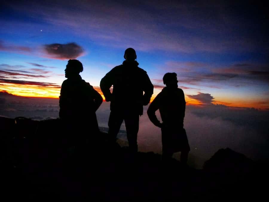 Bali: Mount Agung Sunrise Trekking Tour via Besakih Temple - Sunrise at Bali’s 3,032-meter summit
