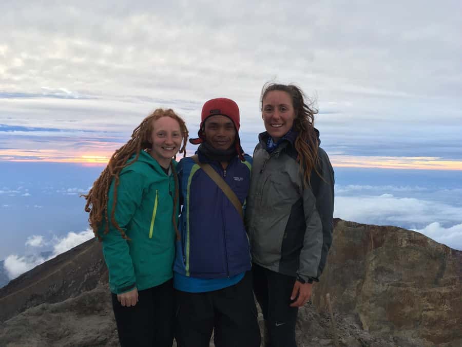 Bali: Mount Agung Sunrise Trekking Tour via Besakih Temple - Should you book the Besakih route?