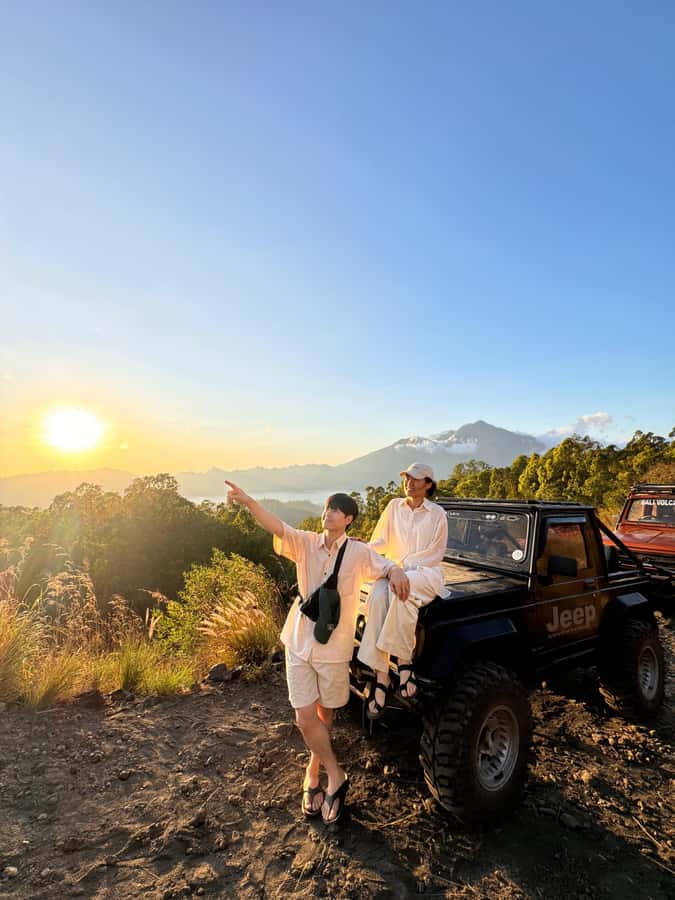 Bali: Mount batur jeep sunrise & natural hot springs - The 4WD climb and the people behind the wheel