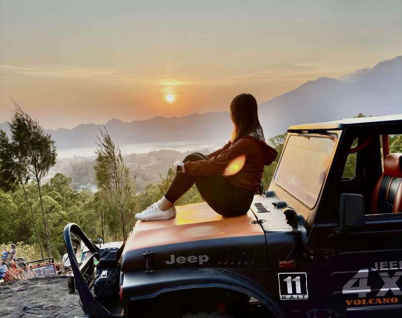 Bali: Mount Batur Jeep Sunrise with Transfers & Breakfast - Reaching the sunrise viewpoint by private Jeep
