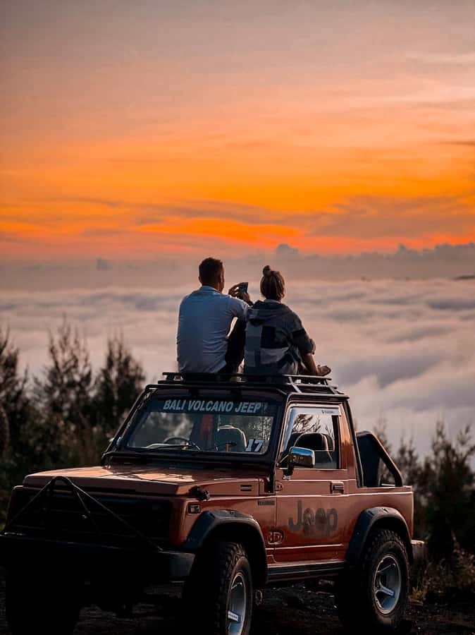 Bali/Mount Batur: Private Sunrise Jeep Tour & Hot Spring - The 4WD ride to the sunrise viewpoint