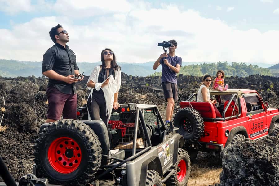 Bali/Mount Batur: Private Sunrise Jeep Tour & Hot Spring - A warm finish at Batur Natural Hot Spring