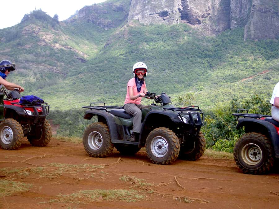 Bali: Mount Batur Quad Bike Tour and Natural Hot Springs - The Mt. Batur Lounge is more useful than it sounds