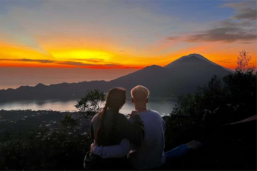 Bali: Mount Batur Sunrise Hike Including Transfer & All Cost - Why Mount Batur works best before breakfast