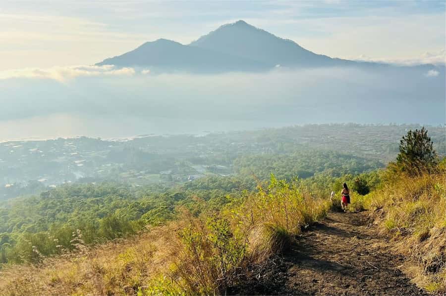 Bali: Mount Batur Sunrise Hike Including Transfer & All Cost - The descent and the return to the parking area