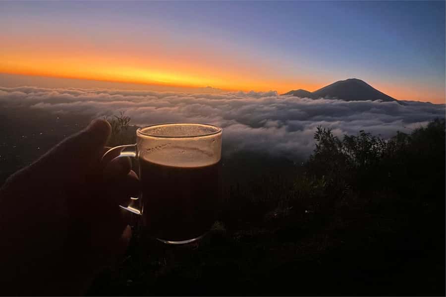 Bali: Mount Batur Sunrise Hike Including Transfer & All Cost - Coffee plantation stop: a pleasant extra, not the main event