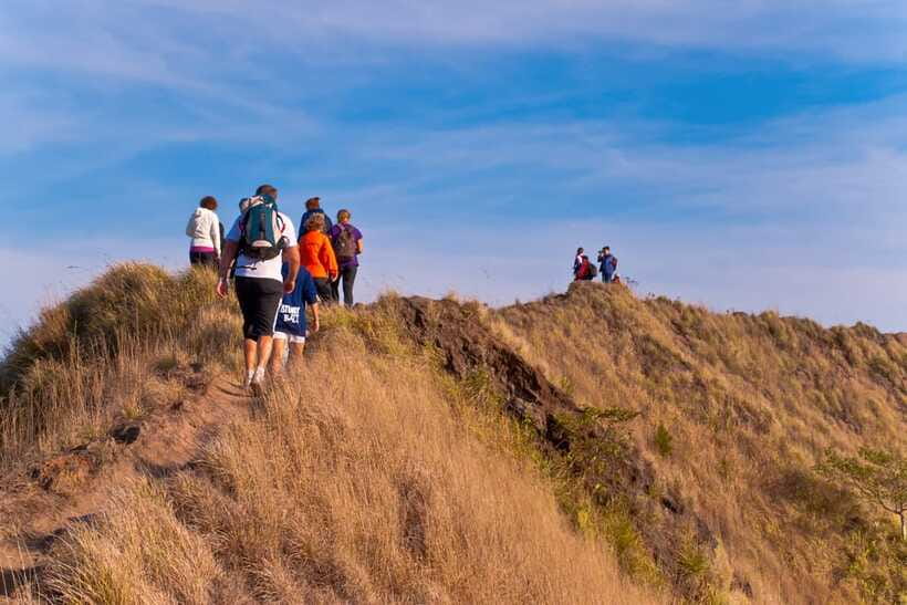 Bali: Mount Batur Sunrise Hike with Breakfast & Hot Spring - Sunrise, crater views, and the steam-cooked breakfast