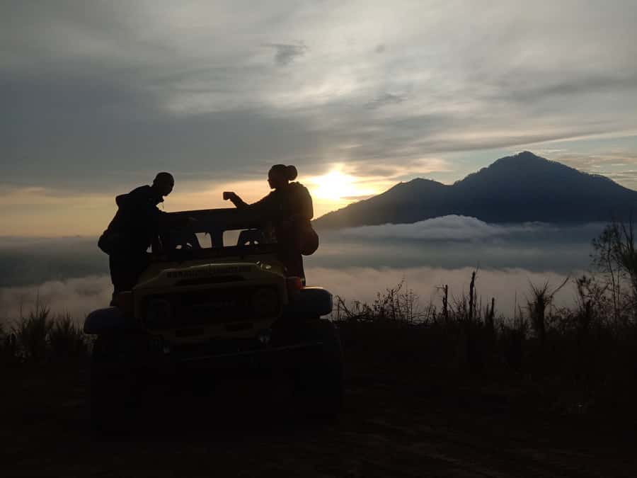 Bali: Mount Batur Sunrise Jeep Tour with Jungle Swing - Prapen Temple and the road toward Ubud