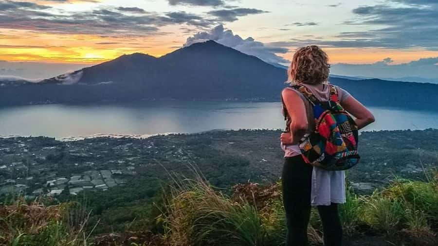 Bali: Mount Batur Sunrise Trek with A Female Guide - Sunrise over Agung and Abang
