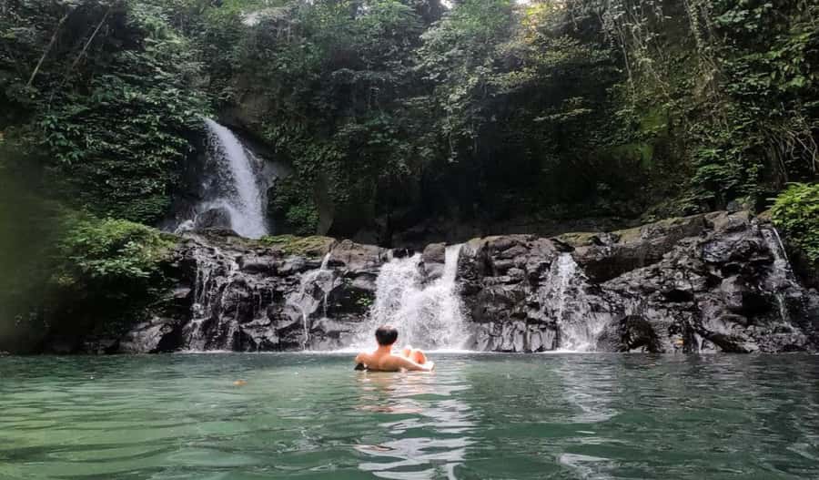 Bali: Mt Batur Sunrise Trek & Taman Sari Waterfall Adventure - The descent and the change of pace