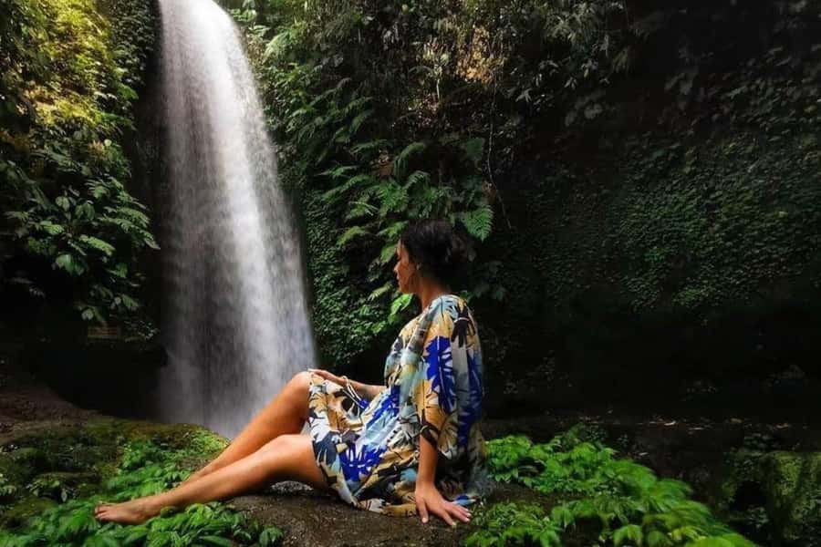 Bali: Mt Batur Sunrise Trek & Taman Sari Waterfall Adventure - Transport, group size, and the long morning