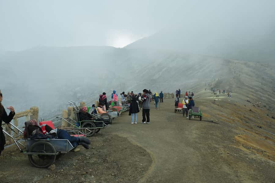 Bali or Banyuwangi: Mount Ijen Blue Fire Hiking - The midnight start and the ferry crossing