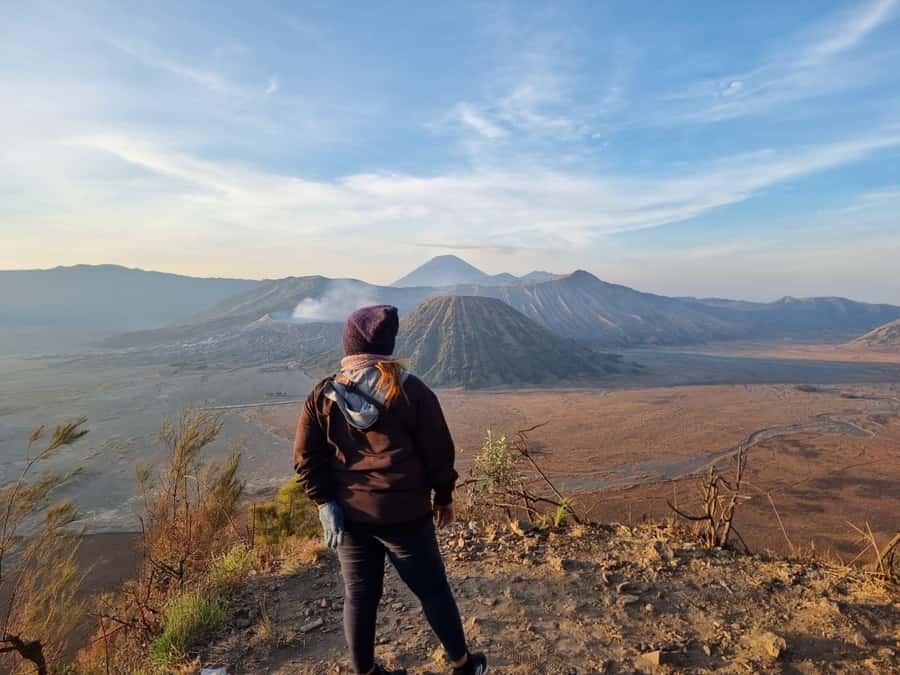 Bali: Private Mount Bromo and Mount Ijen 3-Day Tour - Day one: crossing from Bali to Sukapura