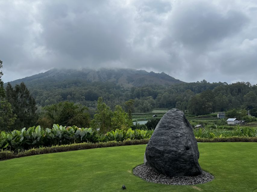 Bali: Sunrise Hike at Mount Batur with Bali Swing - The transport and guide support matter