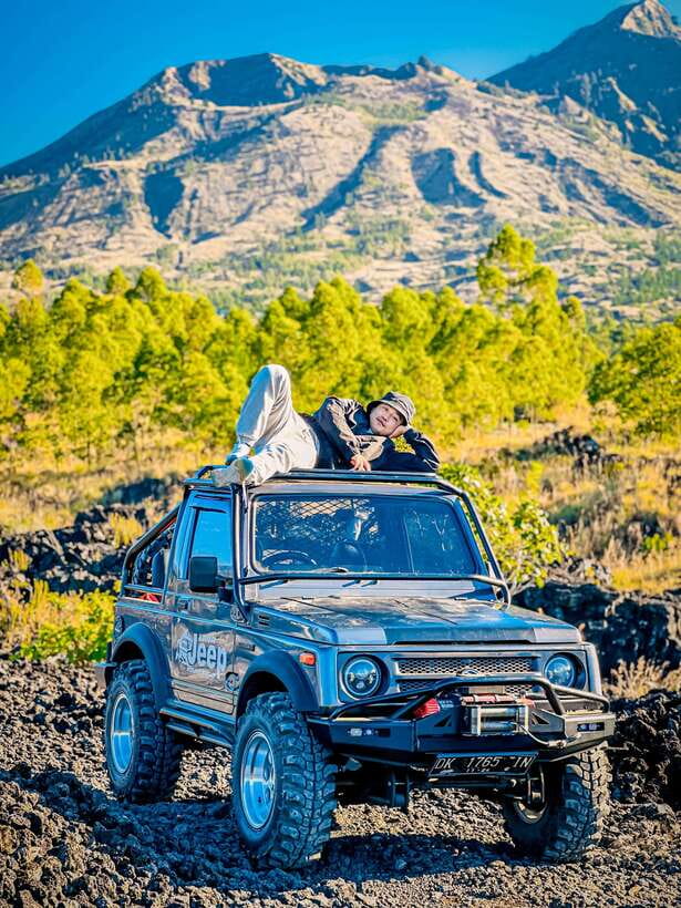 Bali: Sunset Mount Batur Jeep and Hot Spring All Inclusive - Black Sand at sunset