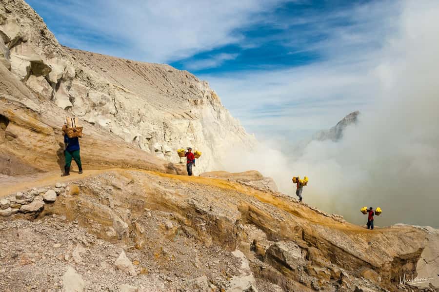 bali to java: bromo, ijen, tumpak sewu, borobudur, Prambanan - Hotels, guides, and private service