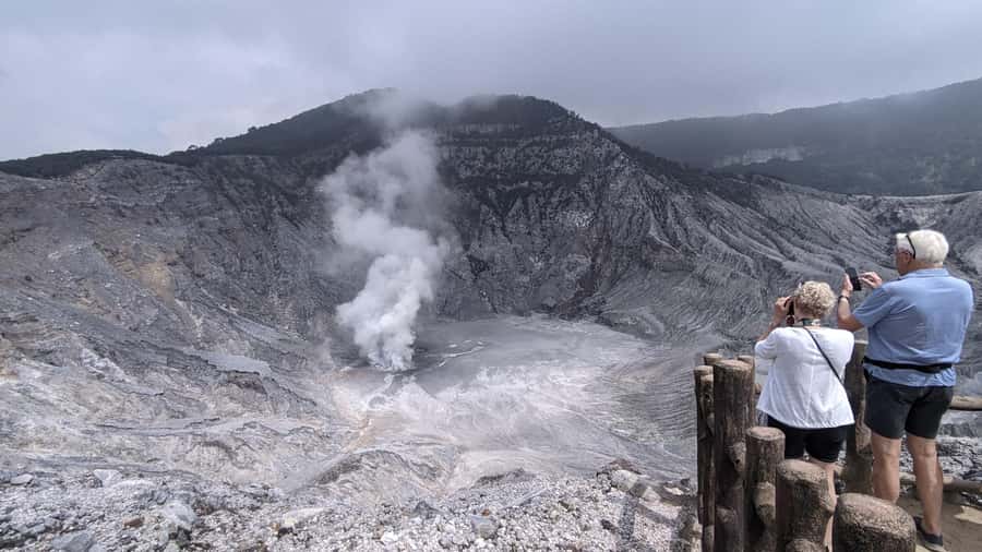 Bandung: Tangkuban Parahu Volcano, Waterfall & Culture Tour - Key points to know before you book