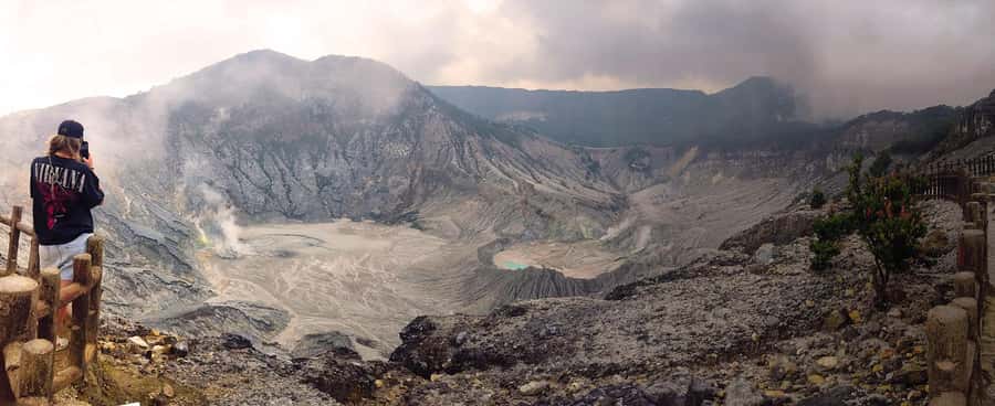 Bandung: Tangkuban Parahu Volcano, Waterfall & Culture Tour - Why this private Bandung day works