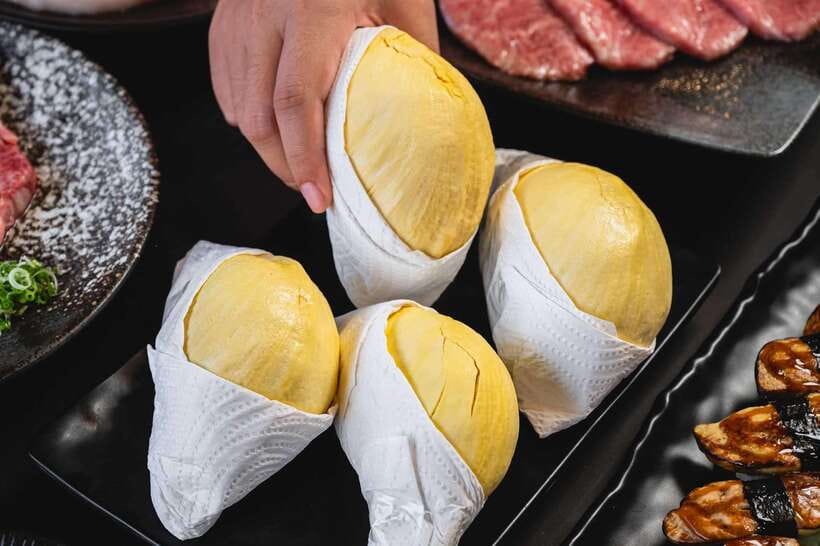 Bangkok: About Beef Lava Grill Buffet Package - Free-flow soft drinks and other extras